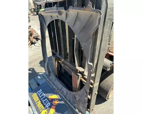 PETERBILT 367 Radiator Shroud