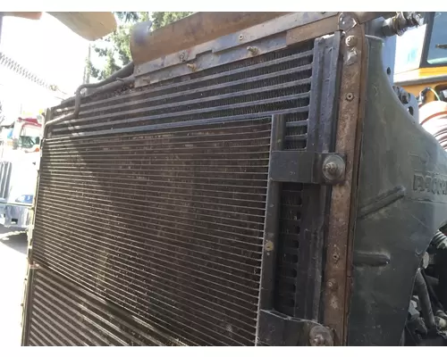 PETERBILT 367 Radiator