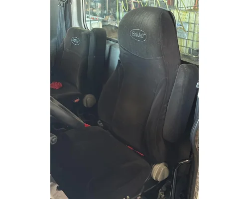 PETERBILT 367 SEAT, FRONT