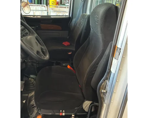 PETERBILT 367 SEAT, FRONT