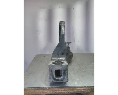 PETERBILT 367 SPRING HANGER