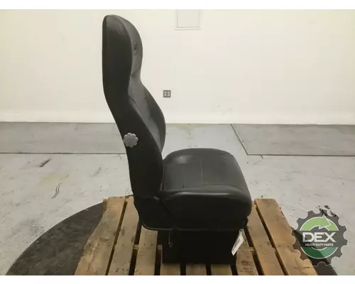 PETERBILT 367 Seat, Front