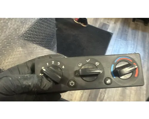 PETERBILT 367 Temperature Control