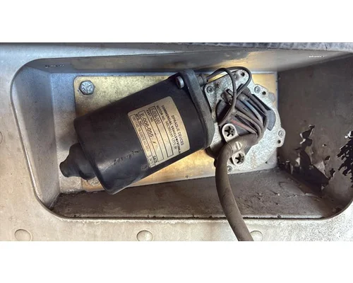 PETERBILT 367 WINDSHIELD WIPER MOTOR