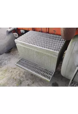 PETERBILT 375 Battery Box