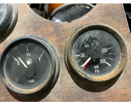 PETERBILT 375 Dash Panel