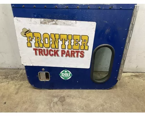 PETERBILT 375 Door Assembly, Front