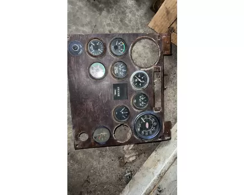 PETERBILT 375 Instrument Cluster