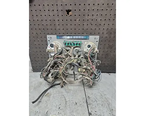 PETERBILT 375 Instrument Cluster
