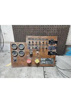 PETERBILT 375 Instrument Cluster