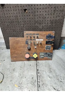 PETERBILT 375 Instrument Cluster