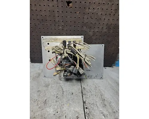 PETERBILT 375 Instrument Cluster