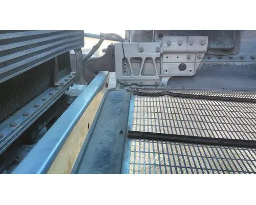 PETERBILT 377 1985-1997 HOOD