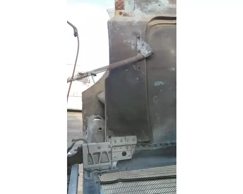 PETERBILT 377 1985-2007 HOOD