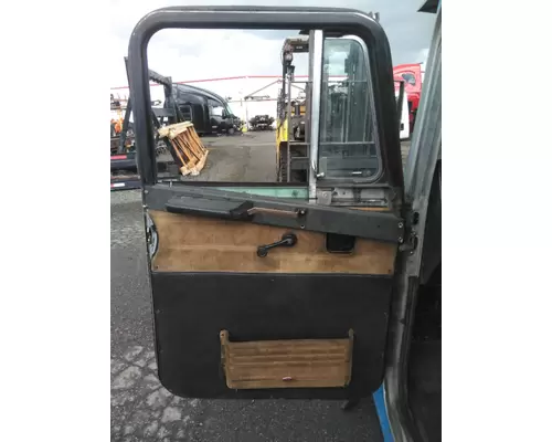 PETERBILT 377 1986-2000 DOOR ASSEMBLY, FRONT