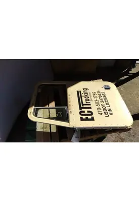 PETERBILT 377 1986-2000 DOOR ASSEMBLY, FRONT