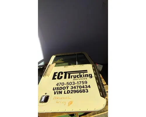 PETERBILT 377 1986-2000 DOOR ASSEMBLY, FRONT