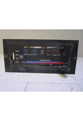 PETERBILT 377-Cab_3.223.794 A/C Control