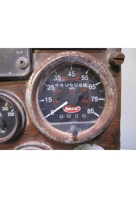 PETERBILT 377_Q43-6010-005 Speedometer