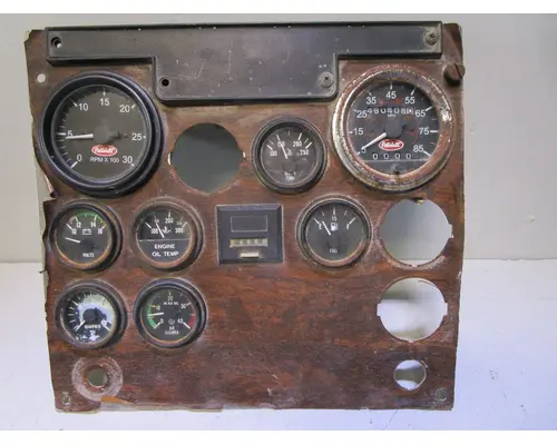 PETERBILT 377_Q43-6011-001 Tachometer