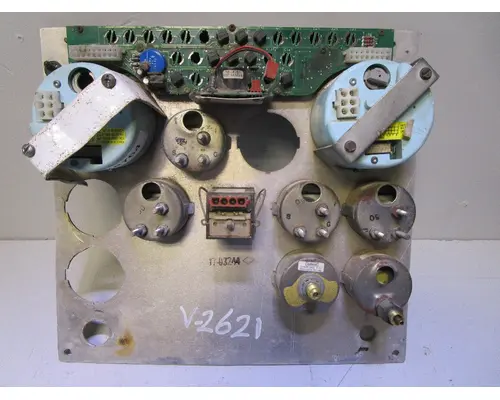 PETERBILT 377_Q43-6011-001 Tachometer