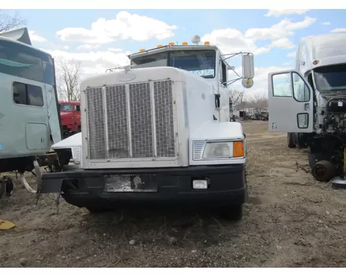 PETERBILT 377 Air Tank