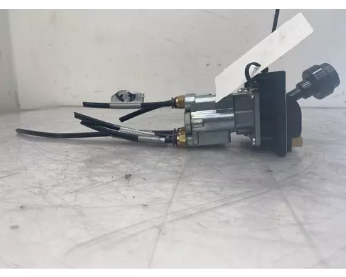 PETERBILT 377 Brake Proportioning Valve
