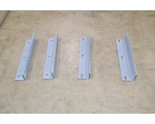 PETERBILT 377 Bumper Assembly, Front