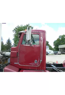 PETERBILT 377 CAB