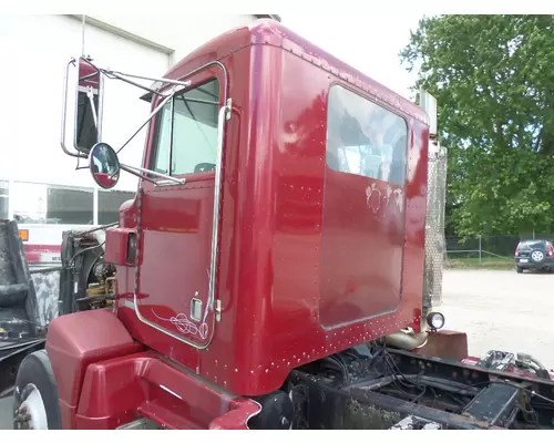 PETERBILT 377 CAB