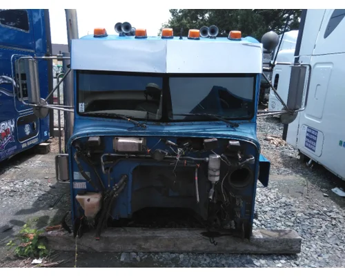 PETERBILT 377 CAB