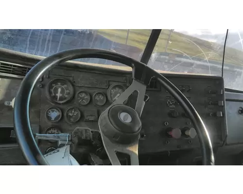PETERBILT 377 CAB