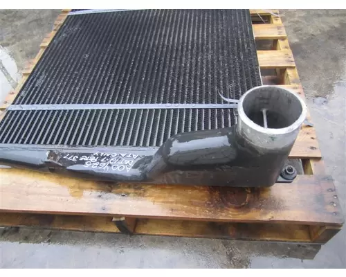 PETERBILT 377 CHARGE AIR COOLER (ATAAC)