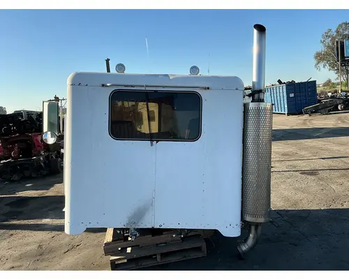 PETERBILT 377 Cab Assembly