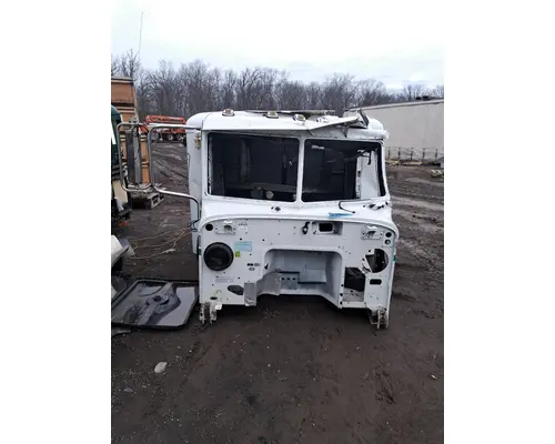 PETERBILT 377 Cab Mount