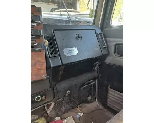 PETERBILT 377 Cab Mount