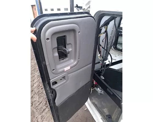 PETERBILT 377 Cab or Cab Mount