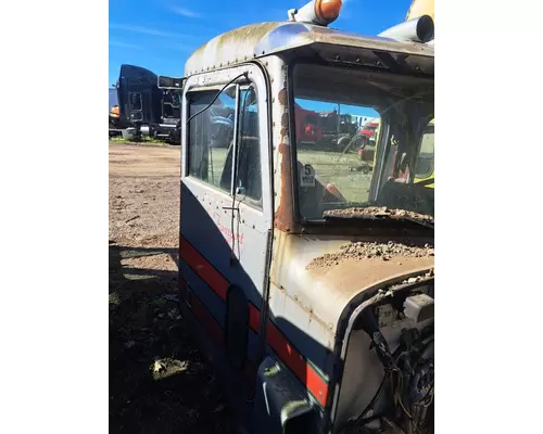 PETERBILT 377 Cab or Cab Mount