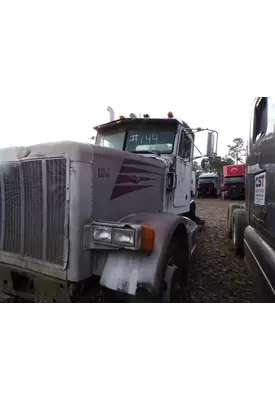 PETERBILT 377 Cab