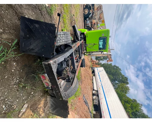 PETERBILT 377 Complete Vehicle