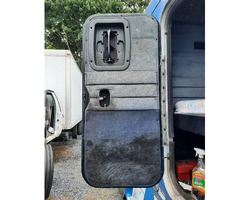 PETERBILT 377 DOOR, COMPARTMENT