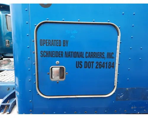 PETERBILT 377 DOOR, COMPARTMENT
