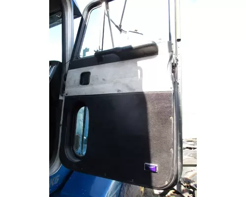 PETERBILT 377 DOOR ASSEMBLY, FRONT