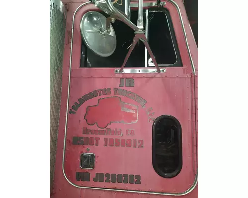 PETERBILT 377 DOOR ASSEMBLY, FRONT