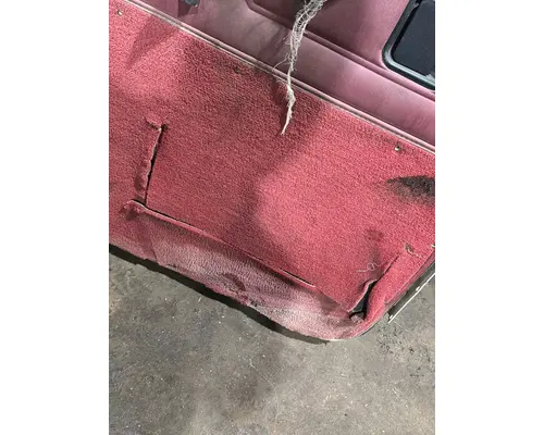 PETERBILT 377 Door Assembly, Front