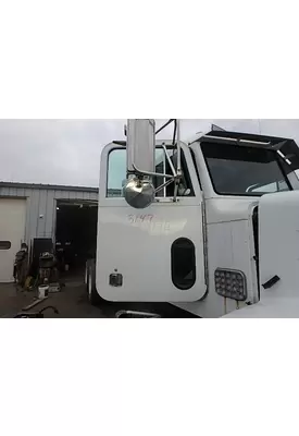 PETERBILT 377 Door Assembly, Front