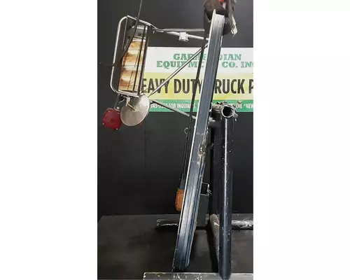 PETERBILT 377 Door Assembly, Front
