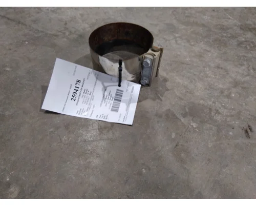PETERBILT 377 EXHAUSTMUFFLER BRACKET