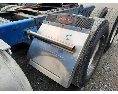 PETERBILT 377 FENDER, QUARTERHALF REAR