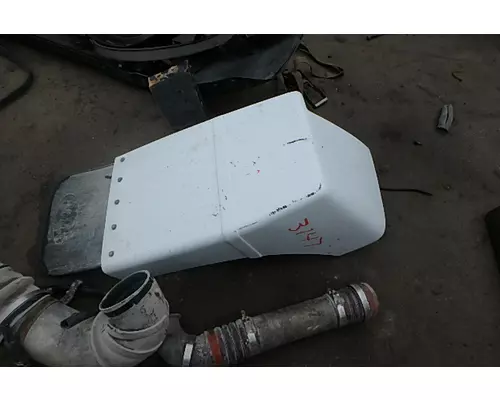 PETERBILT 377 Fender Extension